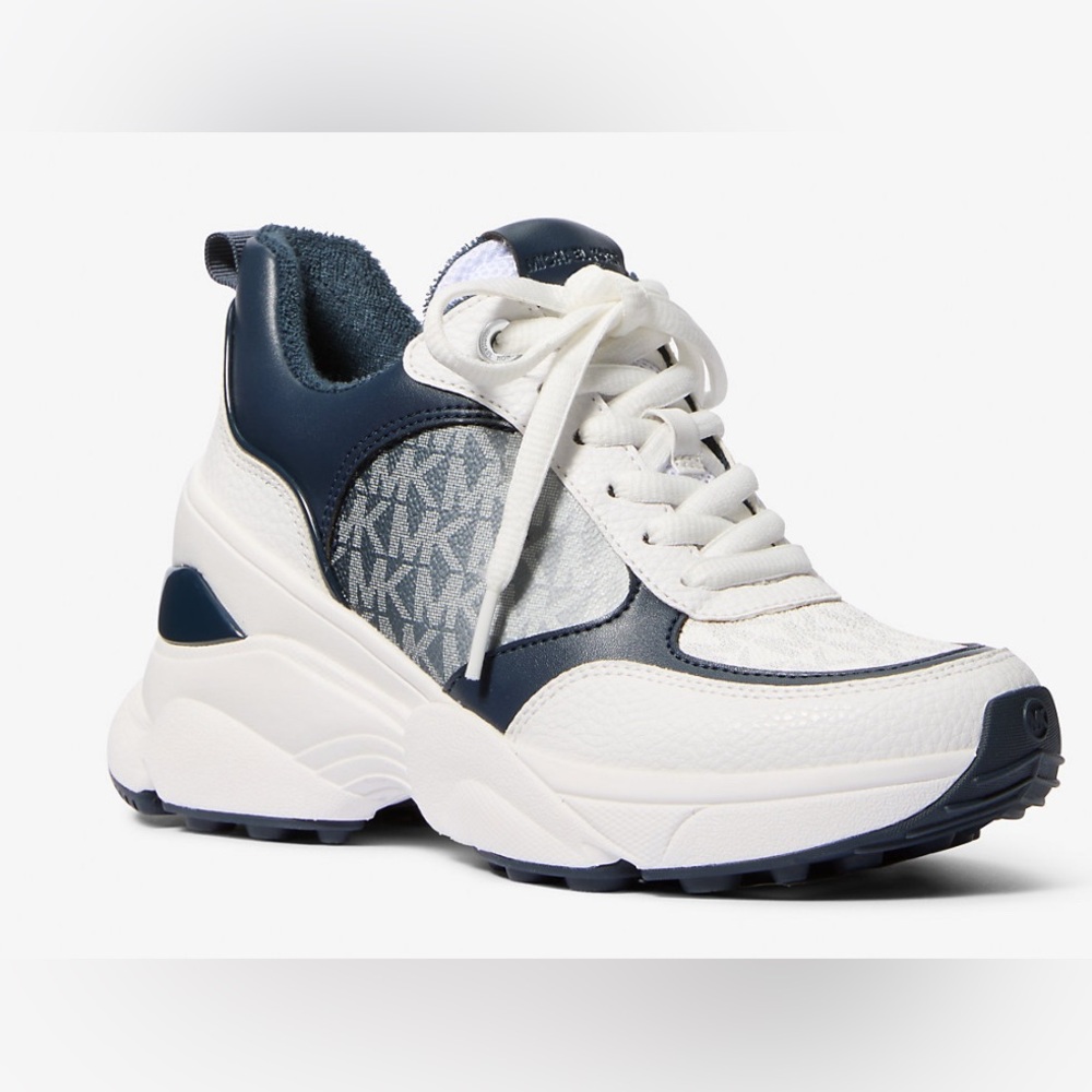 Michael Kors Ombré Navy and White Logo Sneakers Size 9 NWT💙